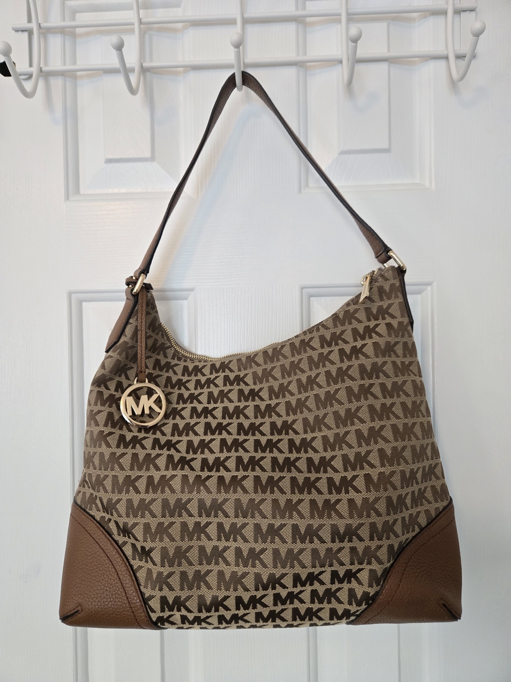 Michael Kors Large Brown Shoulder MK Logo Hobo Fallon Bag New With Tags
